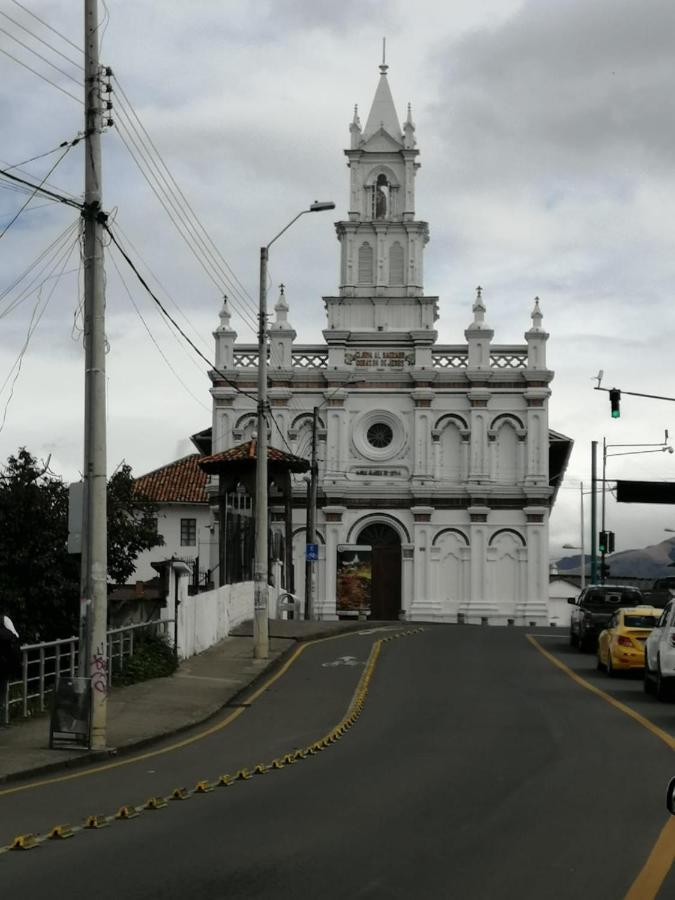 Casatodosantos Acomodação com café da manhã Cuenca Exterior foto