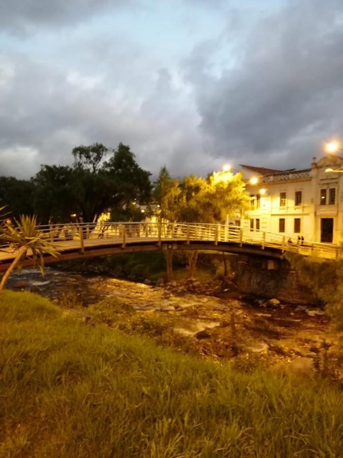 Casatodosantos Acomodação com café da manhã Cuenca Exterior foto